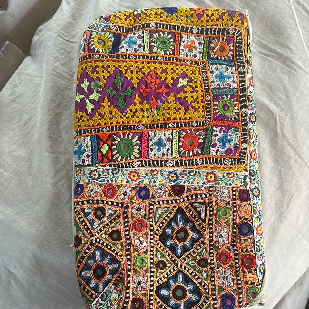 Boho!! Colorful Embroidered Women's Clutch - Picture 7 of 9